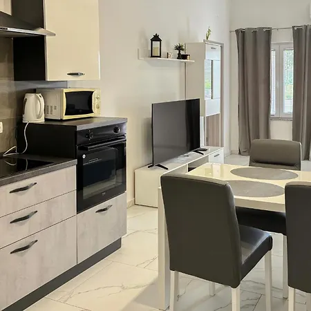 1 Bedroom Gorgeous In Krusevo (Zadar)