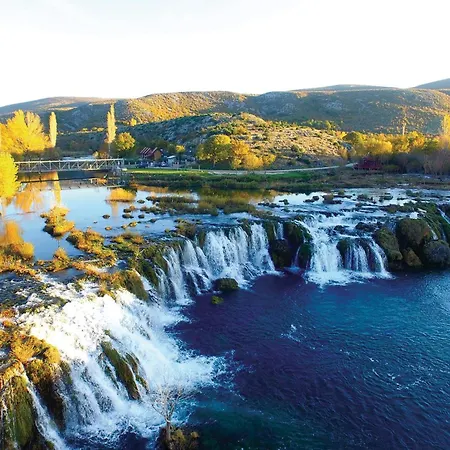 1 Bedroom Lovely In *