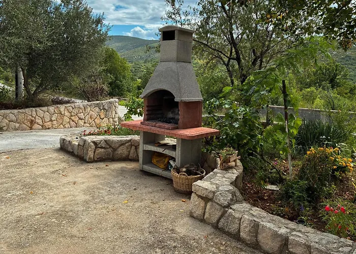 1 Bedroom Lovely In